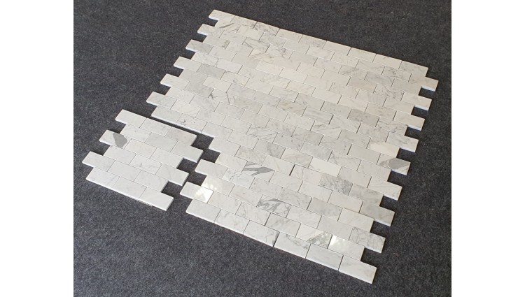 MOZAIKA BIANCO CARRARA  PROSTOKĄTY BRICKS 35 X 29,5 CM DOSTĘPNA OD RĘKI 